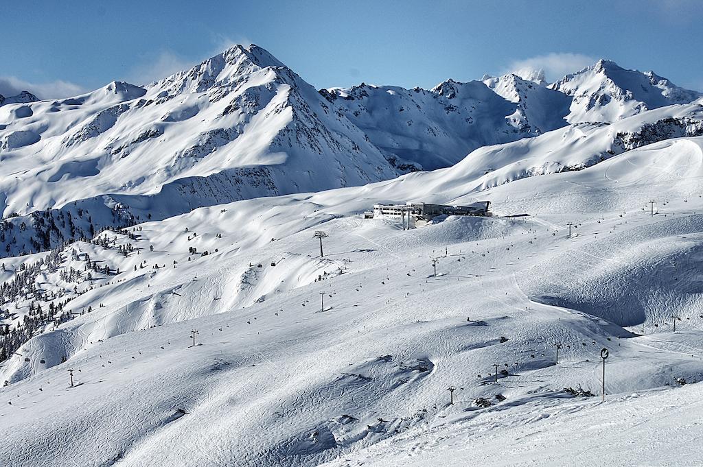 Haus Arnold Schranz Apartment Sankt Anton am Arlberg Ruang foto